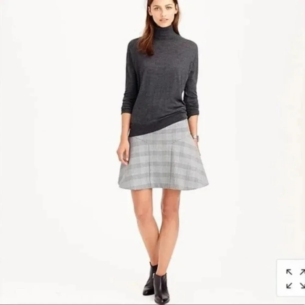 J. CREW Fit + Flare Flouncy Plaid Mini Skirt. Size 00 / 0. Academia. Twee. EUC - Picture 7 of 11
